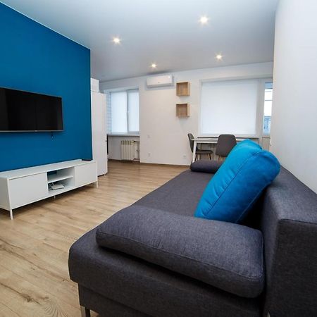 Tf Apartment Двокімнатні Апартаменти В Центрі Міста Poltava Exteriör bild