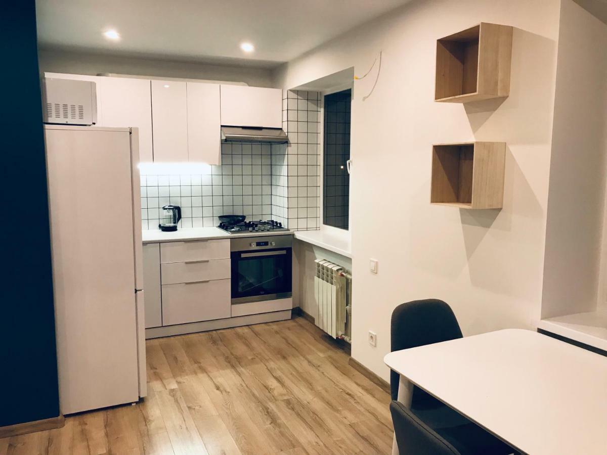 Tf Apartment Двокімнатні Апартаменти В Центрі Міста Poltava Exteriör bild
